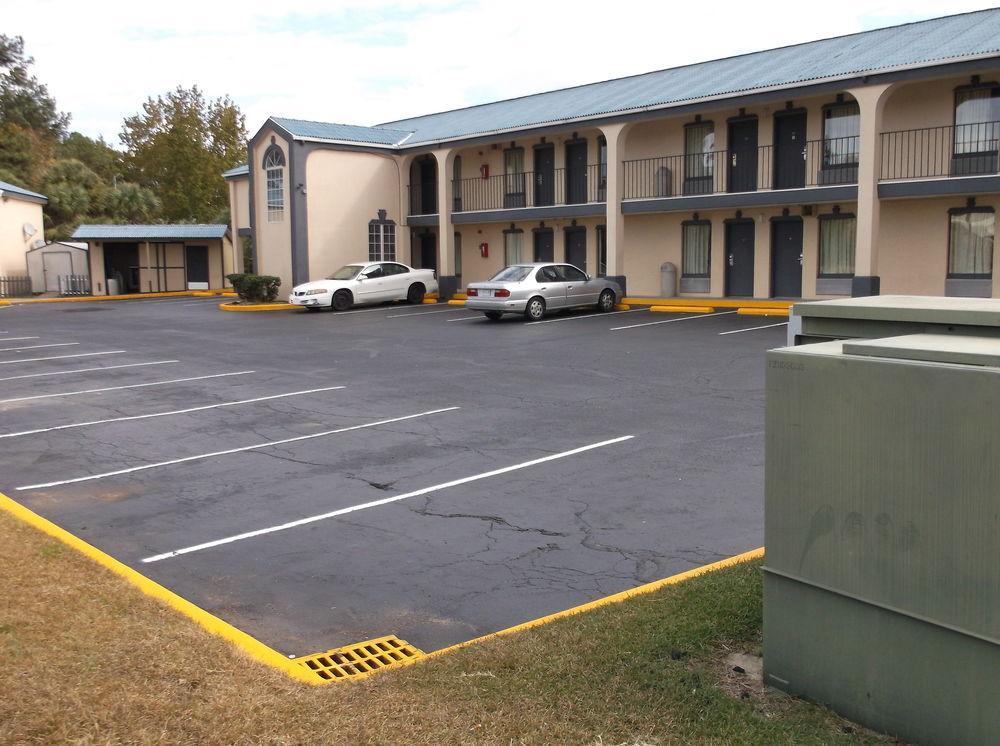 Red Roof Inn Sumter Exterior foto